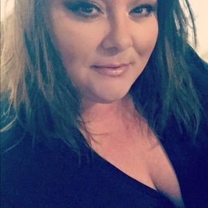 Meet your Posher, Annette